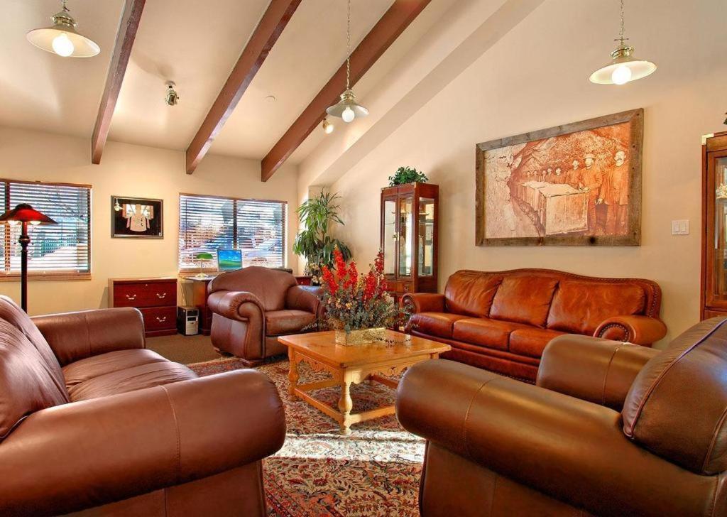 פארק סיטי Prospector Accommodations By All Seasons Resort Lodging מראה חיצוני תמונה